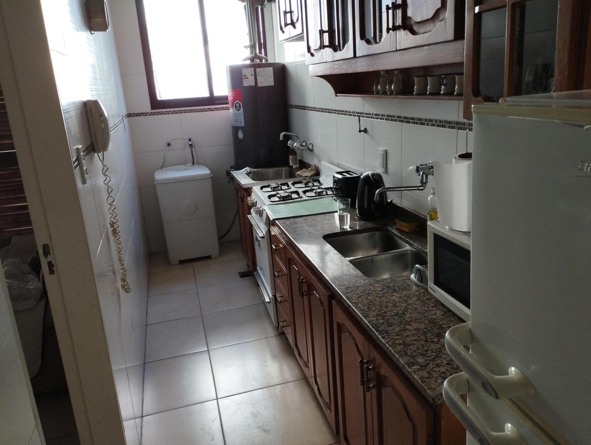 Departamento Plaza Espana Con Cochera Apartment